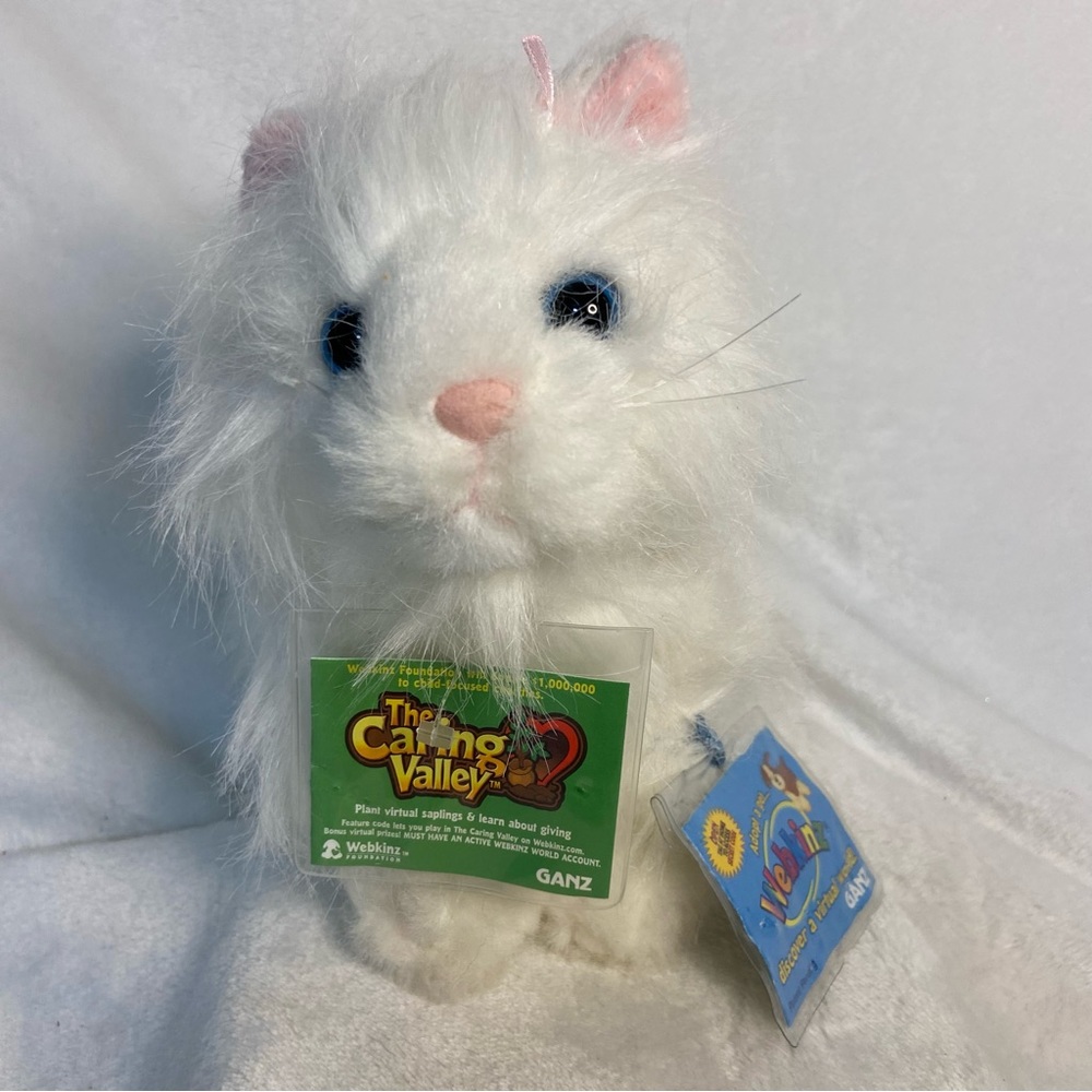 GANZ WENKINZ WHITE PERSION CAT THE CARING VALLEY SEALED CODE HM110
NWT
